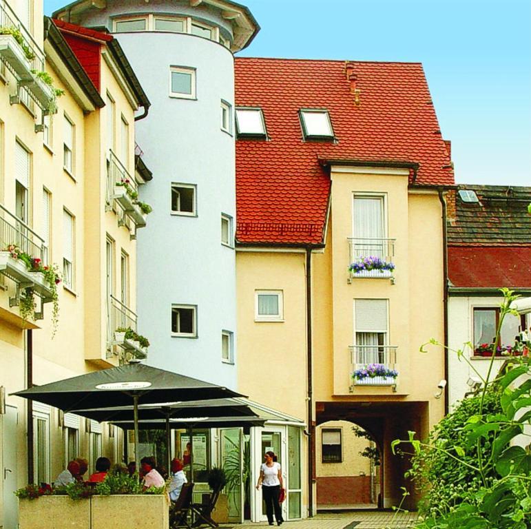 Querfurter Hof Hotel Exterior photo
